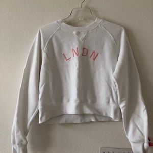 BRANDY MELVILLE LONDON CROPPED CREWNECK